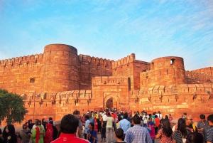 From Jaipur: Taj Sunrise Tour with Fatehpur Sikri & Abhaneri