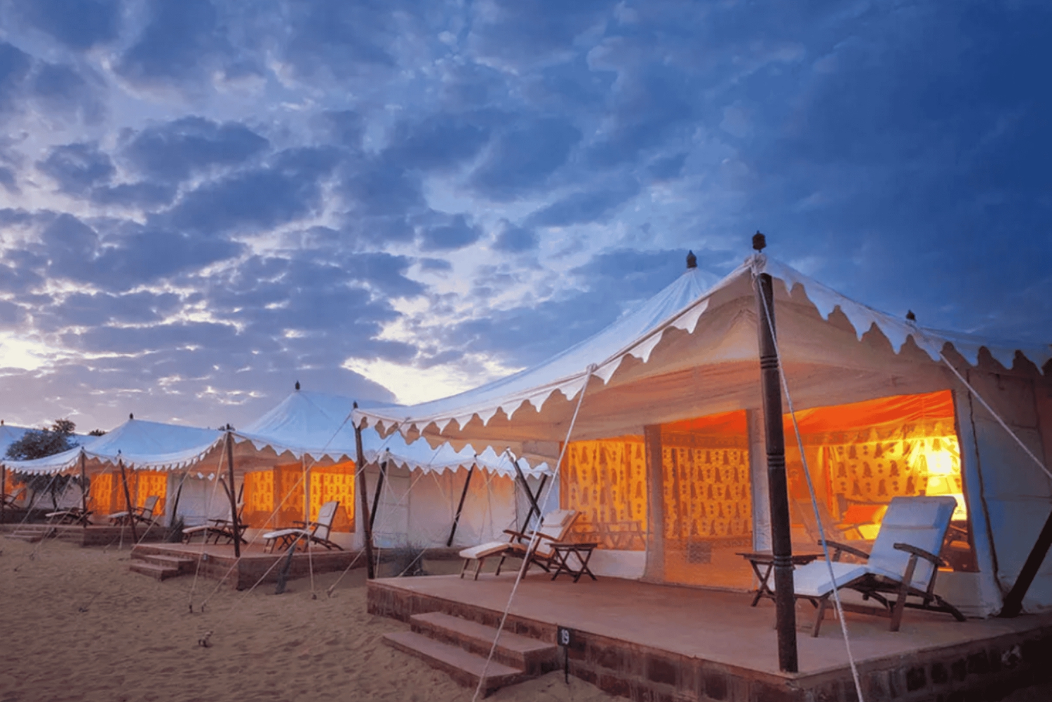 Från Jodhpur: Camping med övernattning och kamelsafari i Jodhpur