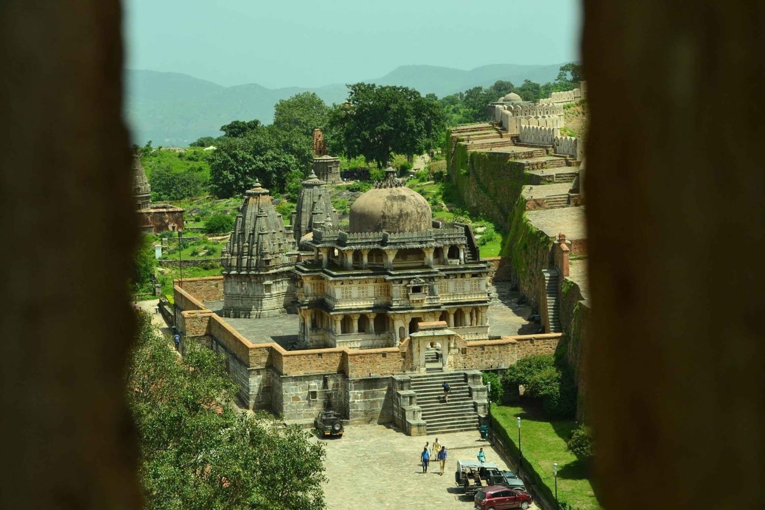 From Jodhpur: Tour of Kumbhalgargh Fort and Ranakpur Temple