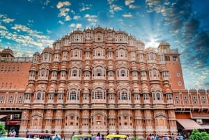 From Delhi: Private Jaipur Day Trip with Driver & Guide