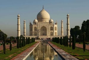 From Delhi/Jaipur: Taj Mahal, Agra & Mathura Tour by Car