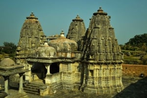 From Udaipur: Ranakpur Temple, Kumbhalgarh Fort & Jodhpur