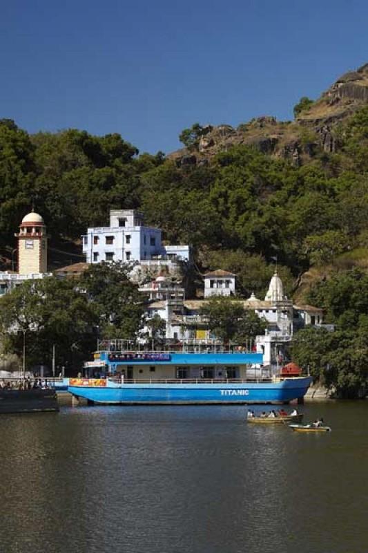 Gaumukh Temple