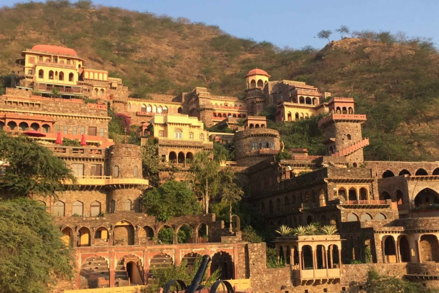 Golden Triangle Tour With Neemrana Fort