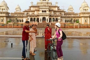 Jaipur: Ochtendfietstour met gids en culinaire tour