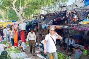 Jaipur: Ochtendfietstour met gids en culinaire tour