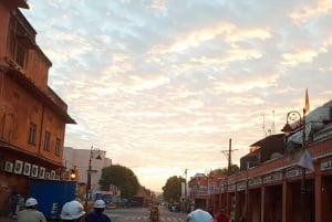 Jaipur: Ochtendfietstour met gids en culinaire tour