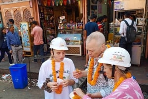 Jaipur: Ochtendfietstour met gids en culinaire tour