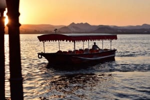 Guided Night Walking Tour in Udaipur- Guided Walking Tour
