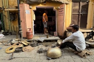 Passeggiata nel patrimonio e degustazione di cibo di strada a Jaipur
