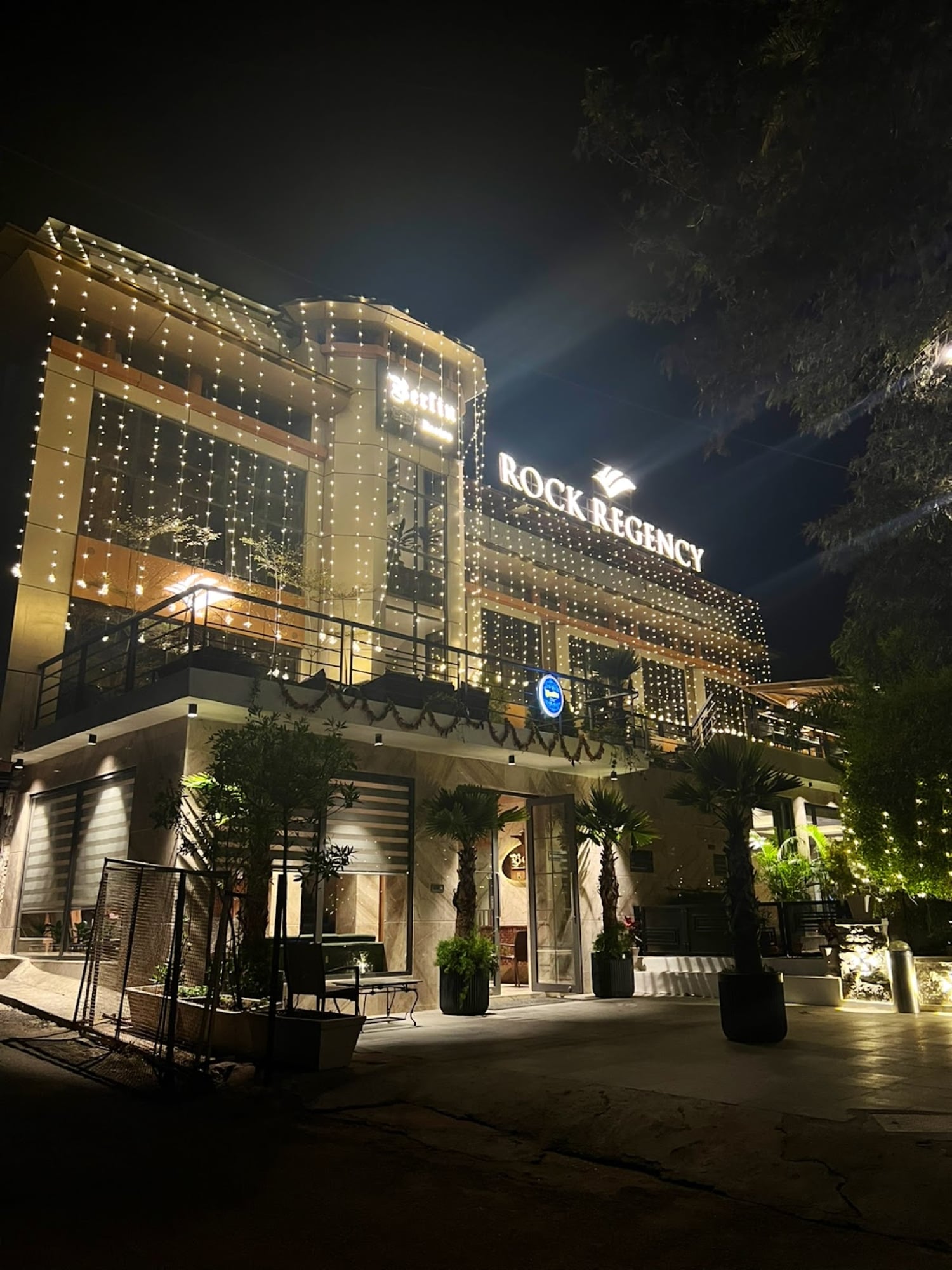 Hotel Rock Regency Mount Abu - A Boutique Rodetel