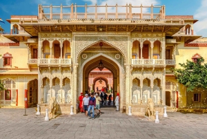 Jaipur: 2-dniowa krajoznawcza wycieczka po mieście z taksówką i przewodnikiem
