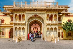 Jaipur : Visite de 2 jours avec les sites incontournables et les vues sur le coucher de soleil