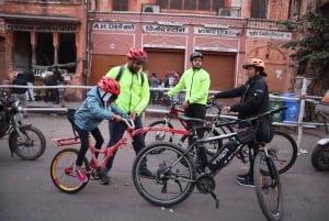 Jaipur: 3-Hour Morning Bike Tour of Jaipur Old City