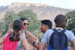 Jaipur: 3-Hour Morning Bike Tour of Jaipur Old City