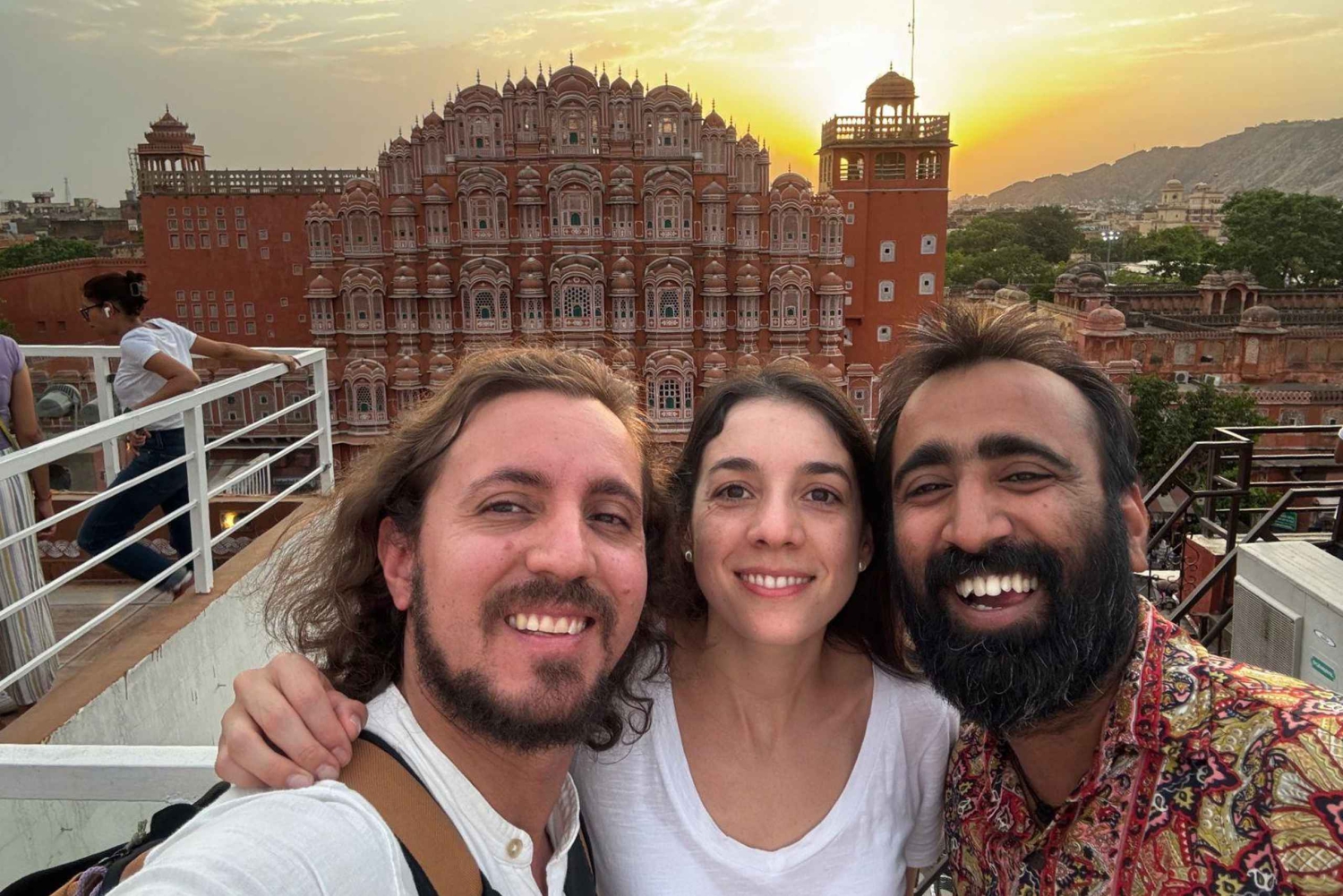 Jaipur: a day in a tuk tuk among palaces, bazaars, and temples