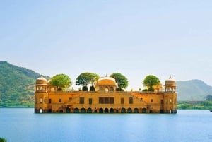 Jaipur: Amber Fort, stadspaleis en Hawa Mahal privétour