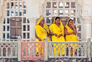 Jaipur: Prywatna wycieczka do Amber Fort, Jal Mahal i Hawa Mahal