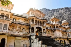 Jaipur: Amber Fort, Stepwell & Jal Mahal med afhentning