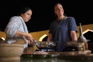 Jaipur : cours de cuisine sur le toit du fort d'Amer avec dîner
