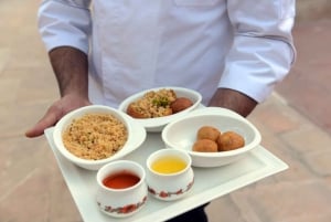 Aulas de culinária autêntica em Jaipur e jantar com a família do chef