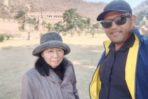 Jaipur: Chand Baori & Bhangarh Fort tour - All Inclusive