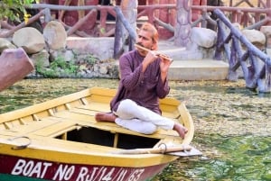 Jaipur: Chokhi Dhani-landsbytur med middag i veteranbil