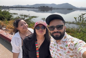 Jaipur: Full Day City Highlights Tour with Tour Guide