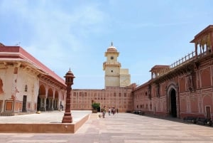 Jaipur: toegangsbewijs voor het stadspaleis met optionele toevoegingen