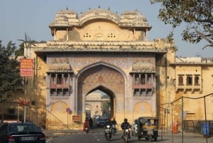 Jaipur: Stadspaleis, Hawa Mahal en Jantar Mantar Tour