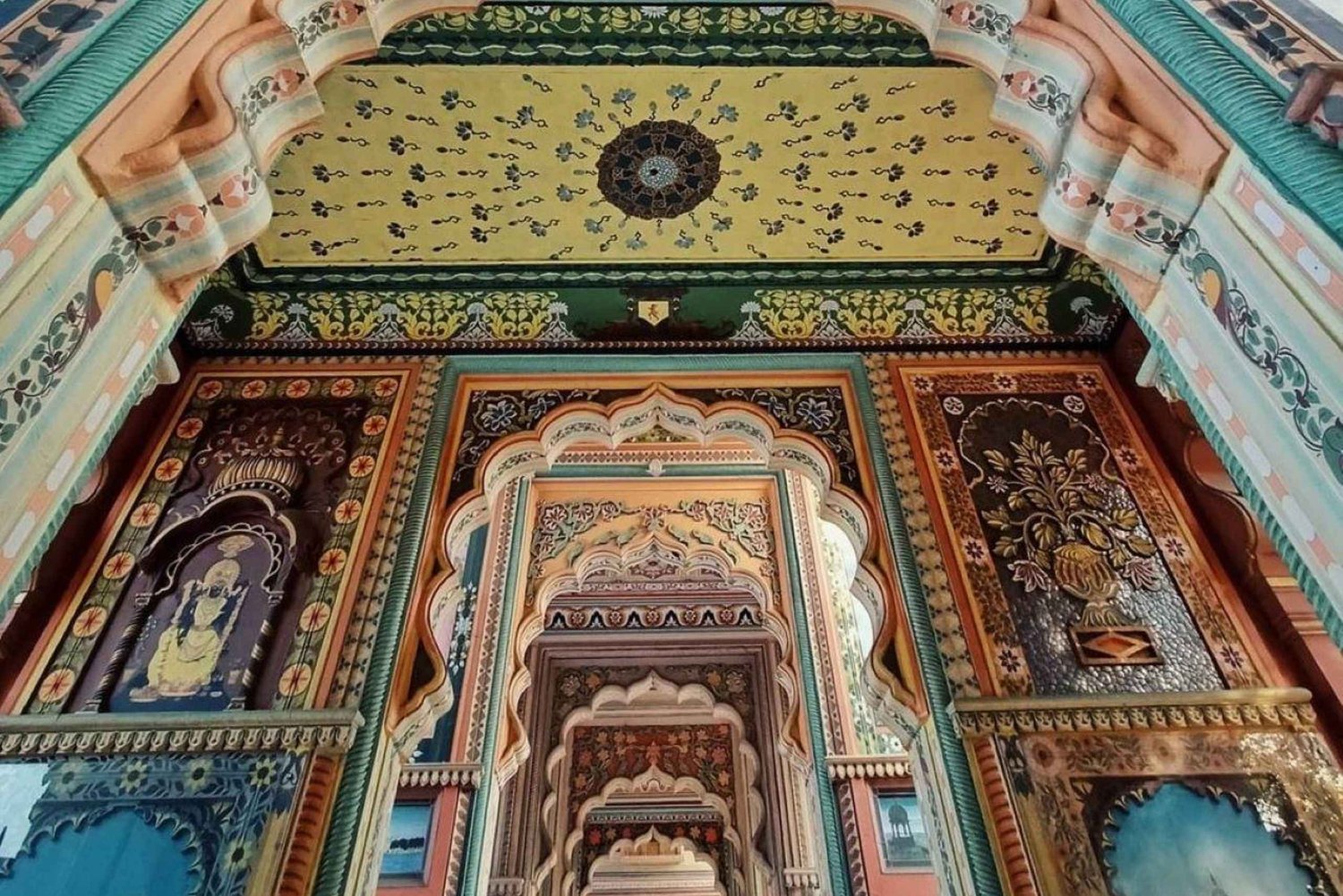 Jaipur: City Pass with Private Car and Guide