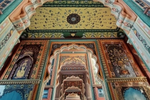 Jaipur: City Pass with Private Car and Guide