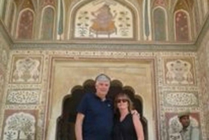 Jaipur City Tour med offisiell guide og bil. Hel dag