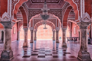 Stadsvandring i Jaipur: City Palace, Jantar, Hawa & Jal Mahal