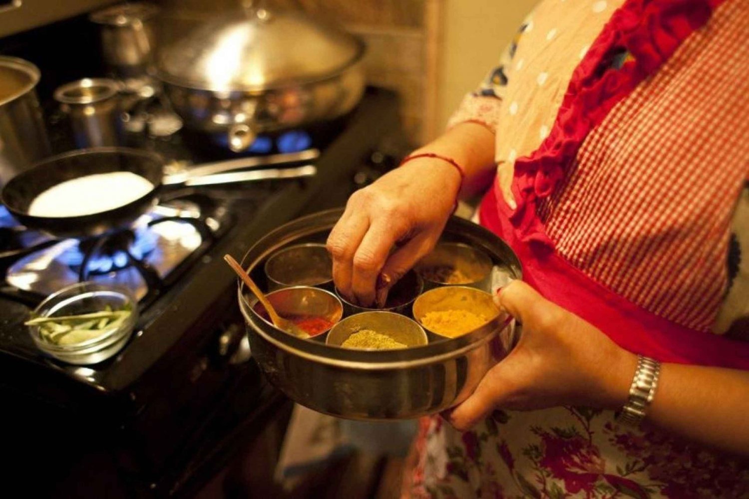 Jaipur: Matlagingskurs hjemme hos vertsfamilien i 3 timer