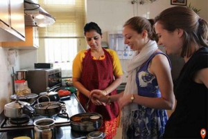 ジャイプール：ホストファミリーの家で3時間の料理教室