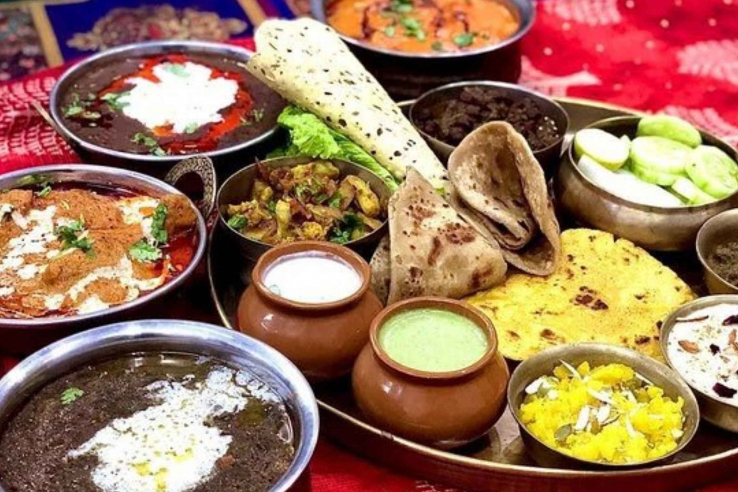 Jaipur: Cooking Class tour with local family(Veg & Non-veg)