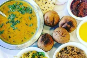 Jaipur: Cooking Class tour with local family(Veg & Non-veg)