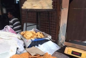 Jaipur: Yellow Town Walking tour, Food tasting with guide