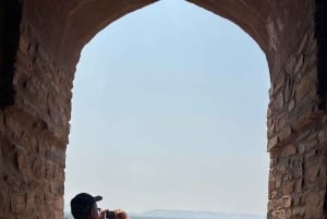 Jaipur: O poço mais profundo da Índia e a viagem de 1 dia ao Forte Assombrado