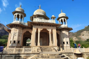 Jaipur: Discover the City's Rich History & Iconic Landmarks