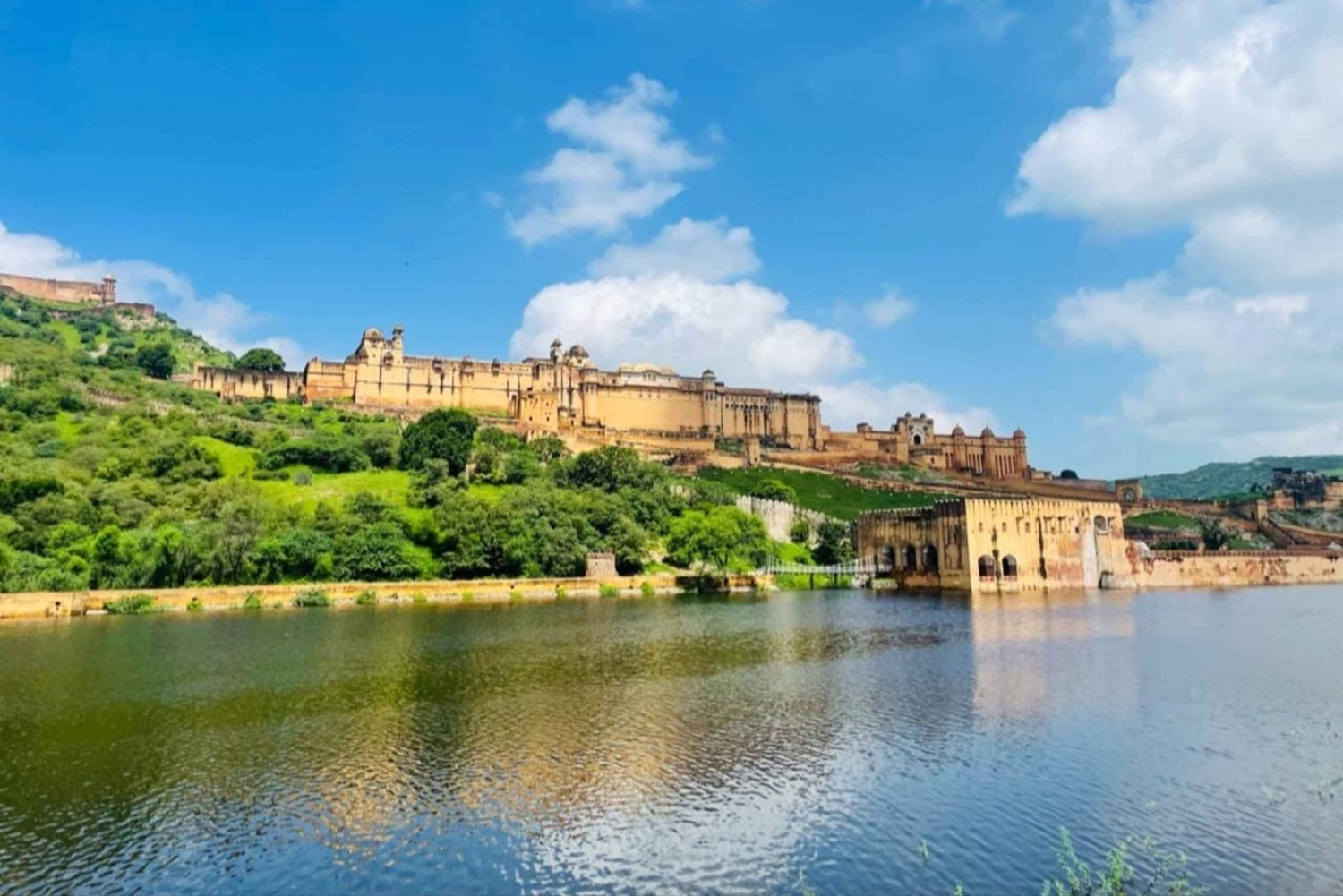 Jaipur: Mød elefanterne, og oplev de kongelige seværdigheder i bil