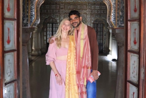 Jaipur: Evening Motorbike Tour for Solo Female Travelers