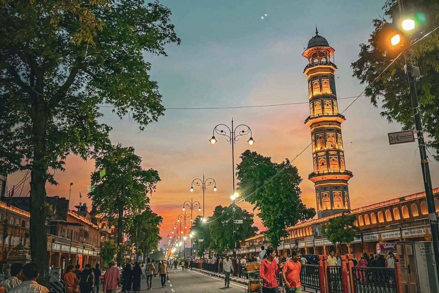 Jaipur : visite nocturne avec spectacle son et lumière au fort d'Amber