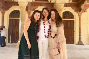 Jaipur: Flower Market, Amber Fort, Monkey Temple & City Tour
