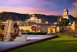 Jaipur : Visite guidée du fort d'Amber, du puits d'escalier et du temple de l'amour aveugle