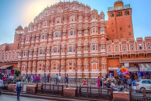 Ganztagestour Jaipur mit Abholung und Rücktransfer in Agra oder Delhi