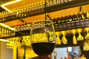 Jaipur Guided Bar Crawl with Hotel Pickup and Drop-off