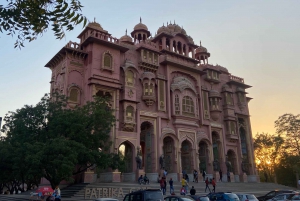 Jaipur : Visite guidée de nuit avec dégustation facultative
