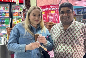 Jaipur: Visita guiada nocturna con degustación de comida opcional